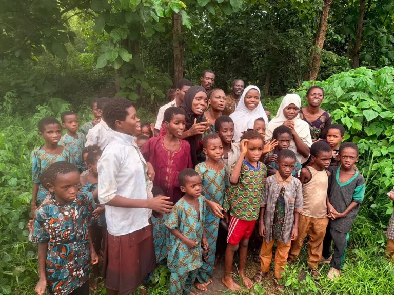 Kidnapped Oyo pupils, teachers regain freedom after weeks in captivity